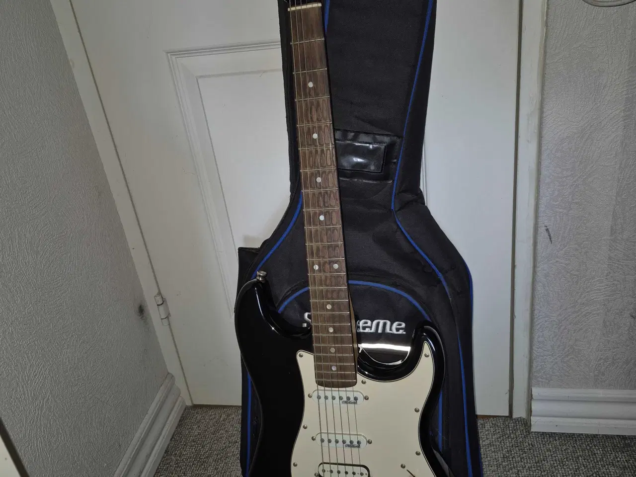 Billede 2 - Supreme Elguitar 