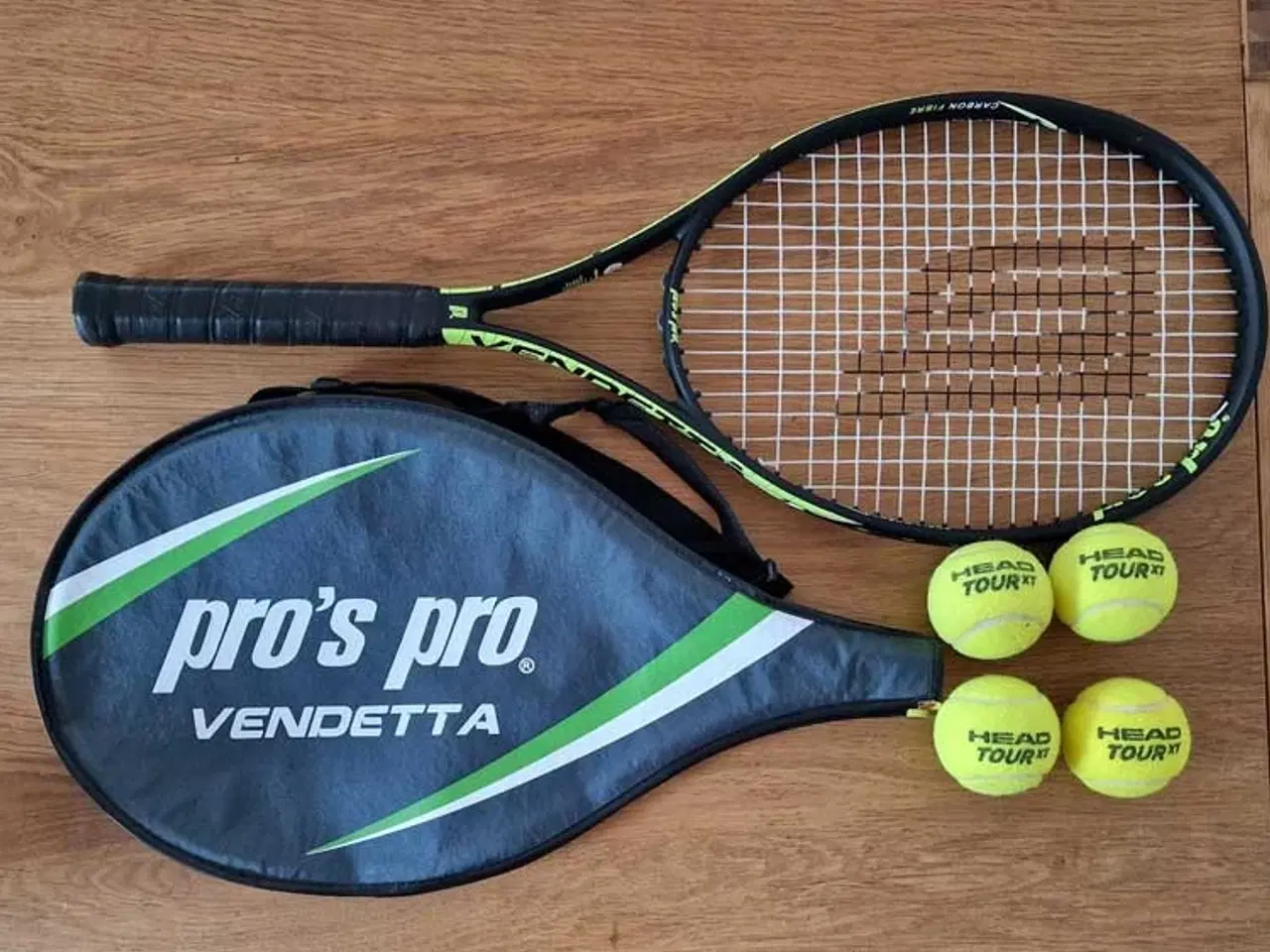Billede 1 - 2 tennisketchere m. bolde, Aalborg