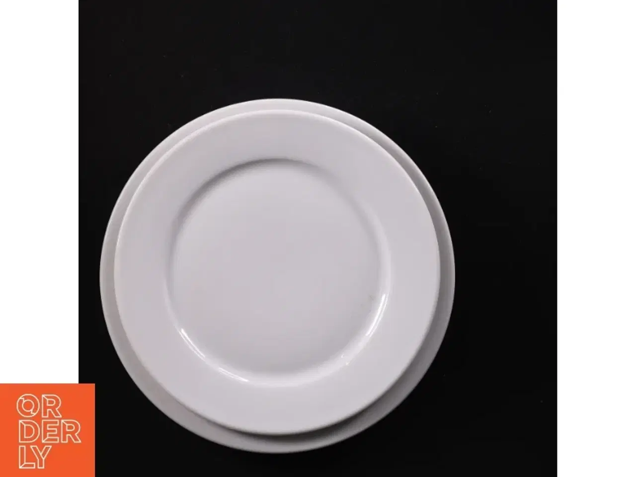 Billede 5 - Porcelæns middagstallerkener (3 stk) fra Hotel Porcelain Bistro (str. O 22 cm og ø 20 cm)