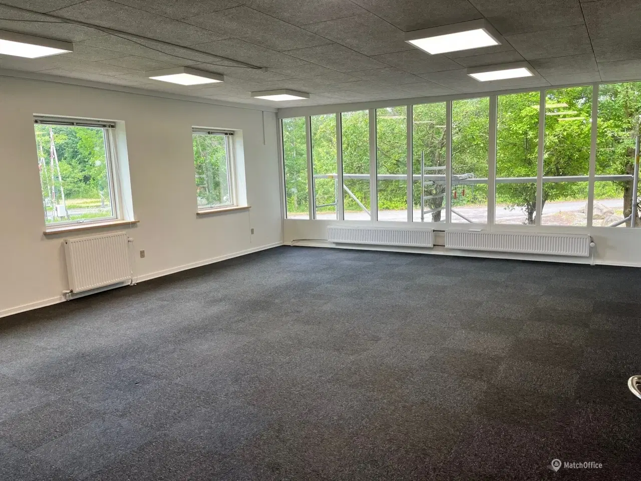 Billede 2 - Kontorlokaler. velbeliggende med parkering og gode tilkørselsforhold.