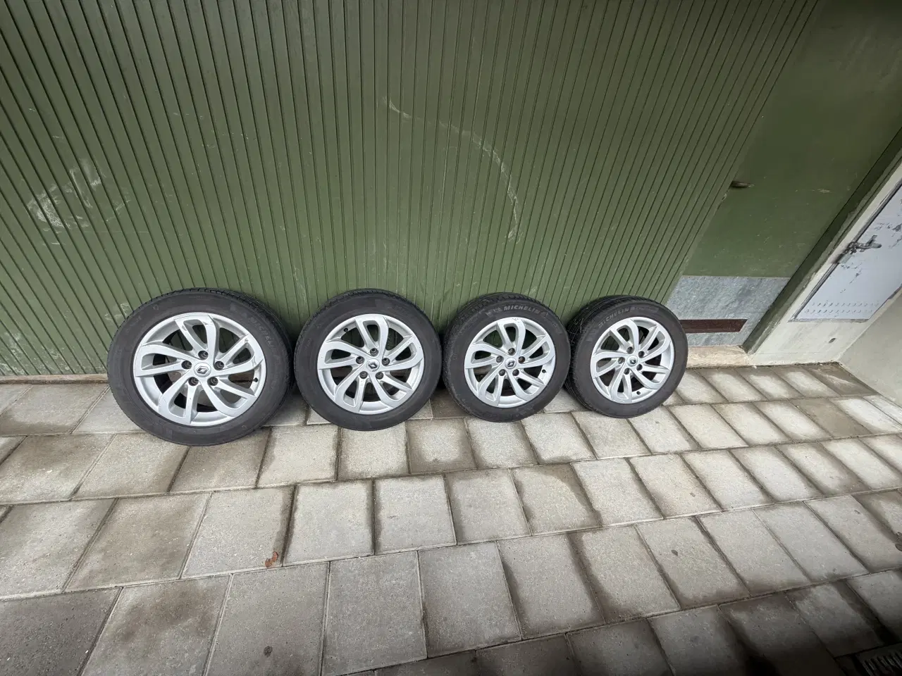 Billede 5 - 16 Originale Renault Aluhjul med sommerdæk