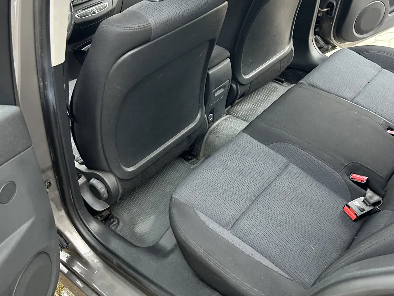 Billede 2 - Ældre velholdt Renault Laguna