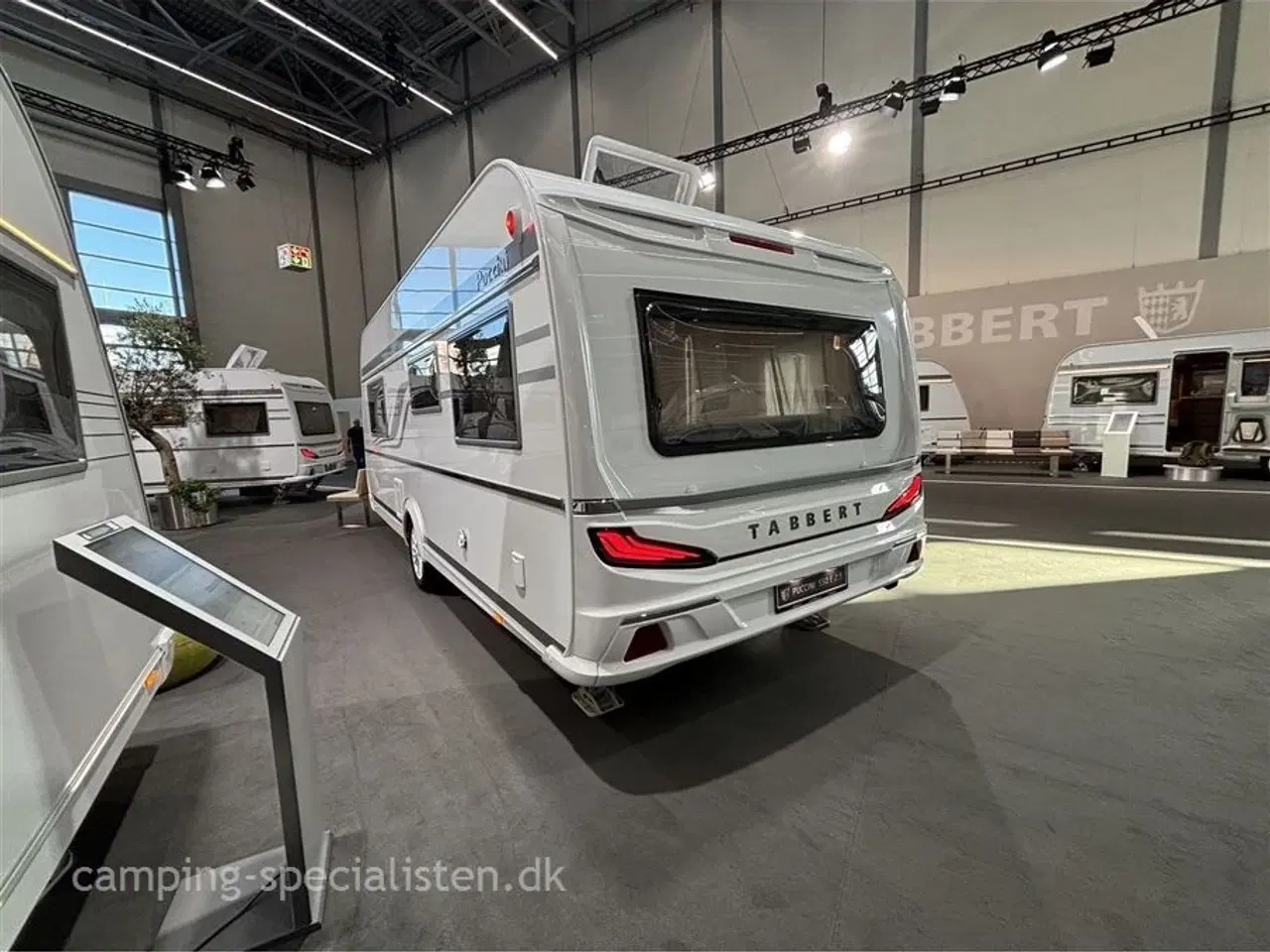 Billede 3 - 2026 - Tabbert Puccini 550 E 2,3   Ny Tabbert Puccini 550 E 2.3 model 2026 kan snart ses hos camping-Specialisten.dk