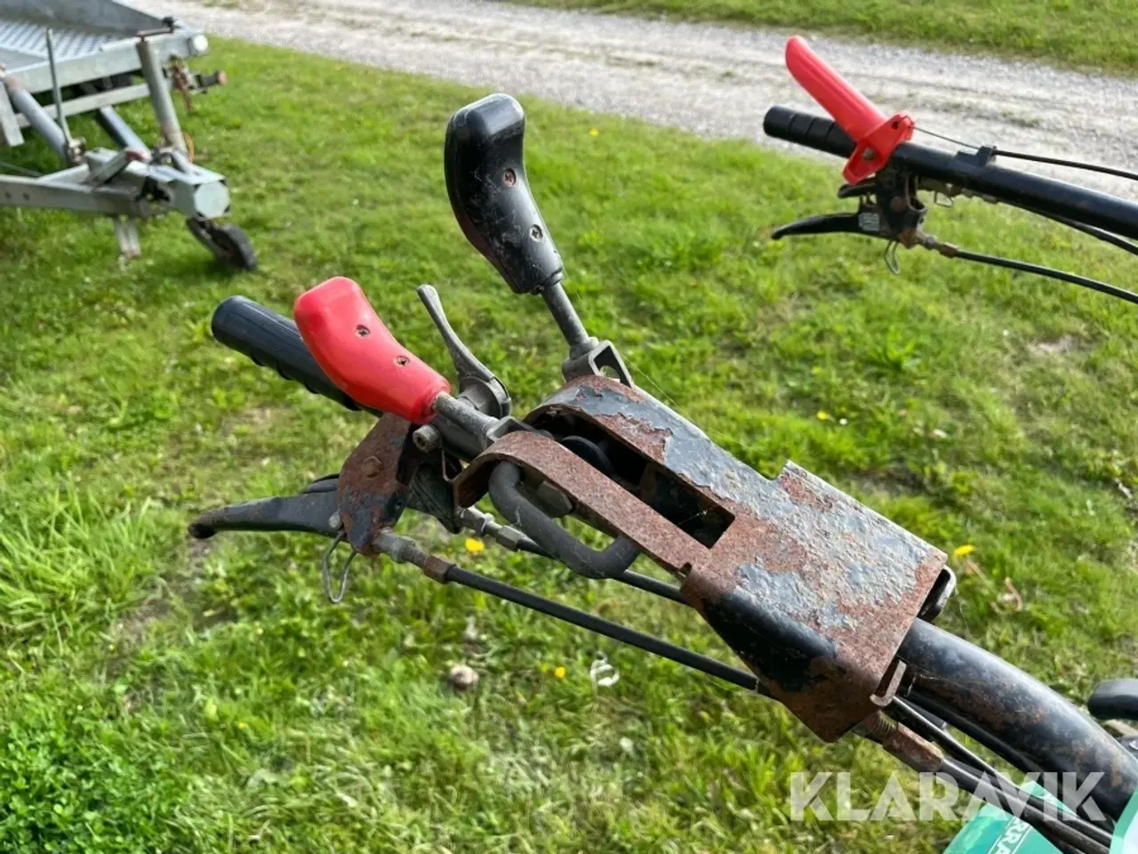 Billede 8 - Redskabsbærer Ferrari MC 340 med stenrive