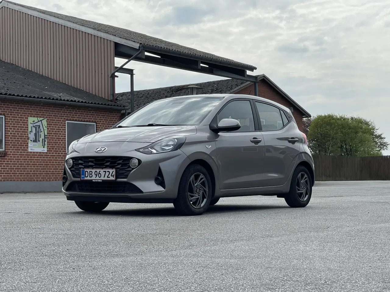 Billede 1 - Hyundai i10 1.0 Essential – Veludstyret, økonomisk