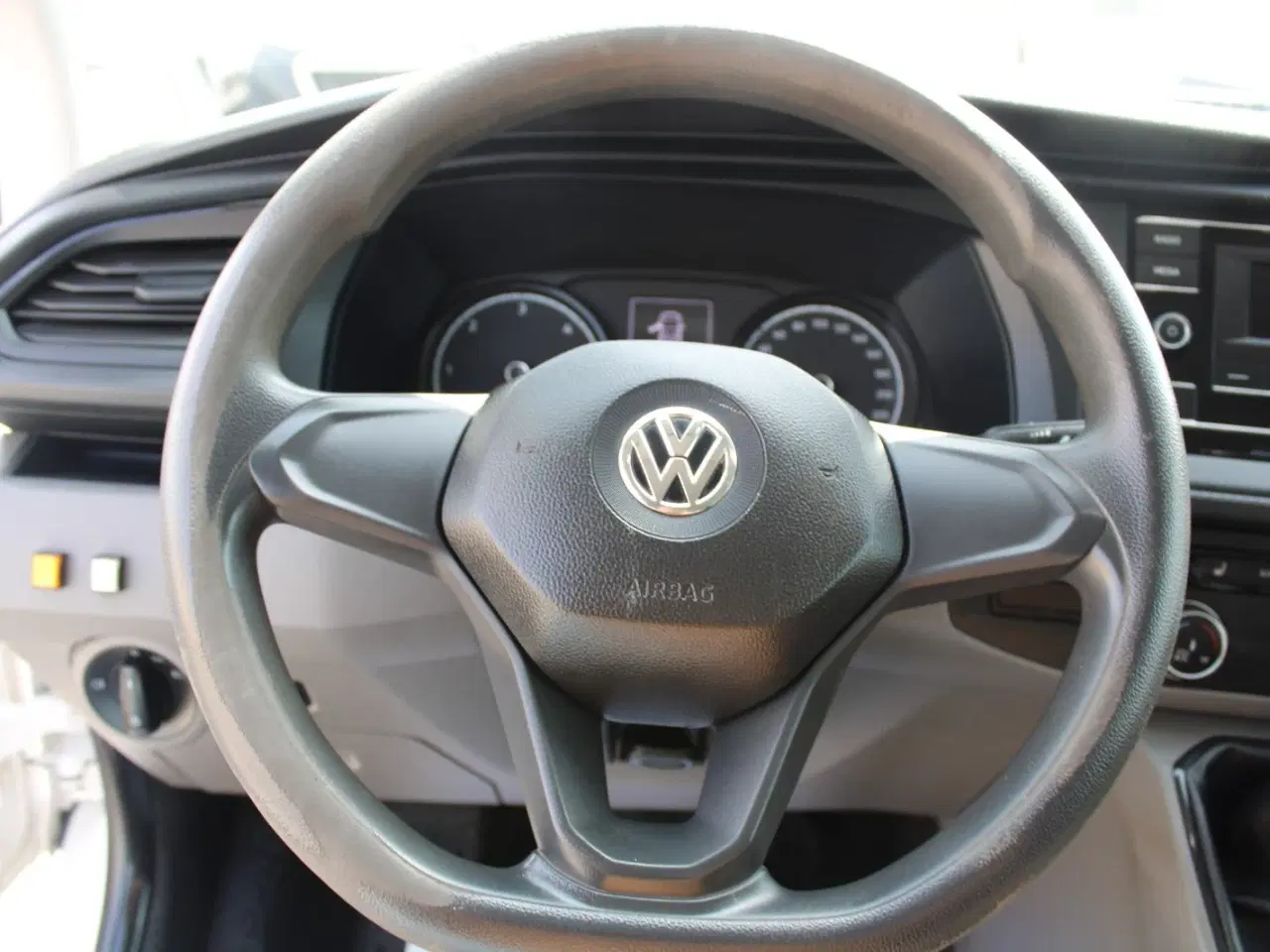 Billede 4 - VW Transporter 2,0 TDi 90 Mandskabsvogn m/lad