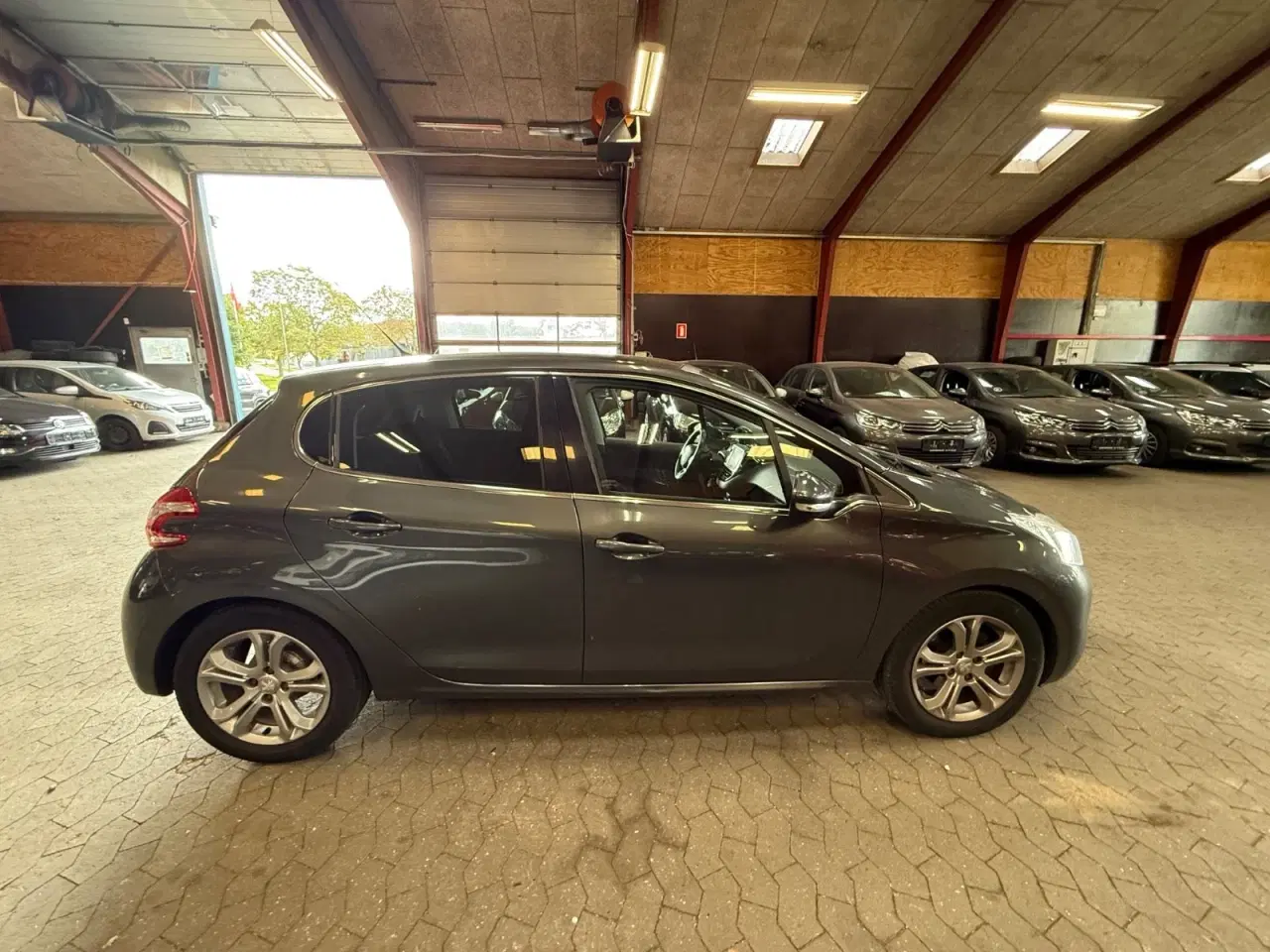 Billede 4 - Peugeot 208 1,2 VTi 82 Supreme Sky