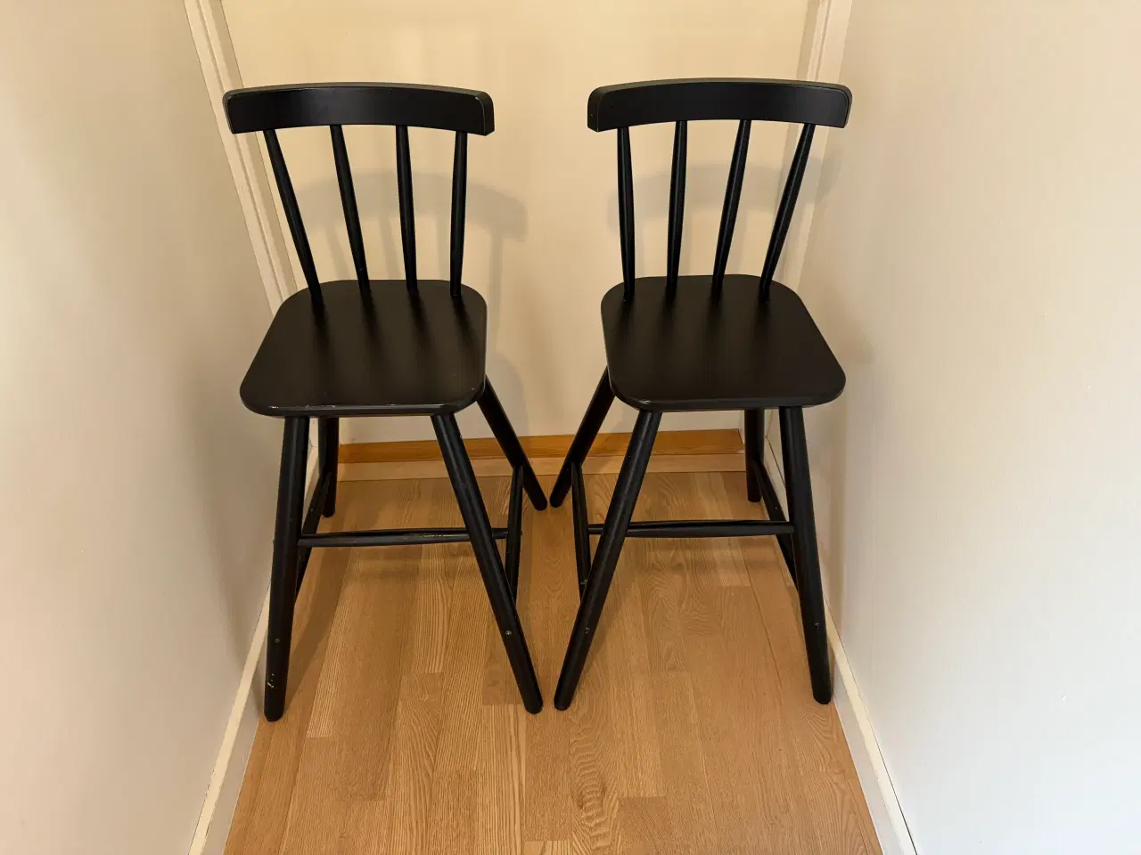 Billede 1 - 2 stk Børnestole sorte -  Ikea