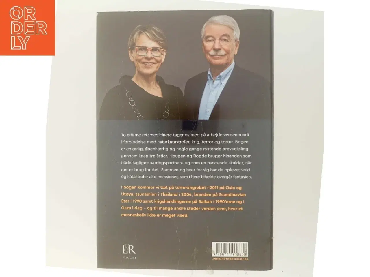 Billede 3 - Med døden på arbejde : to retsmedicinere om krig, katastrofer, terror og tortur af Hans Petter Hougen (Bog)
