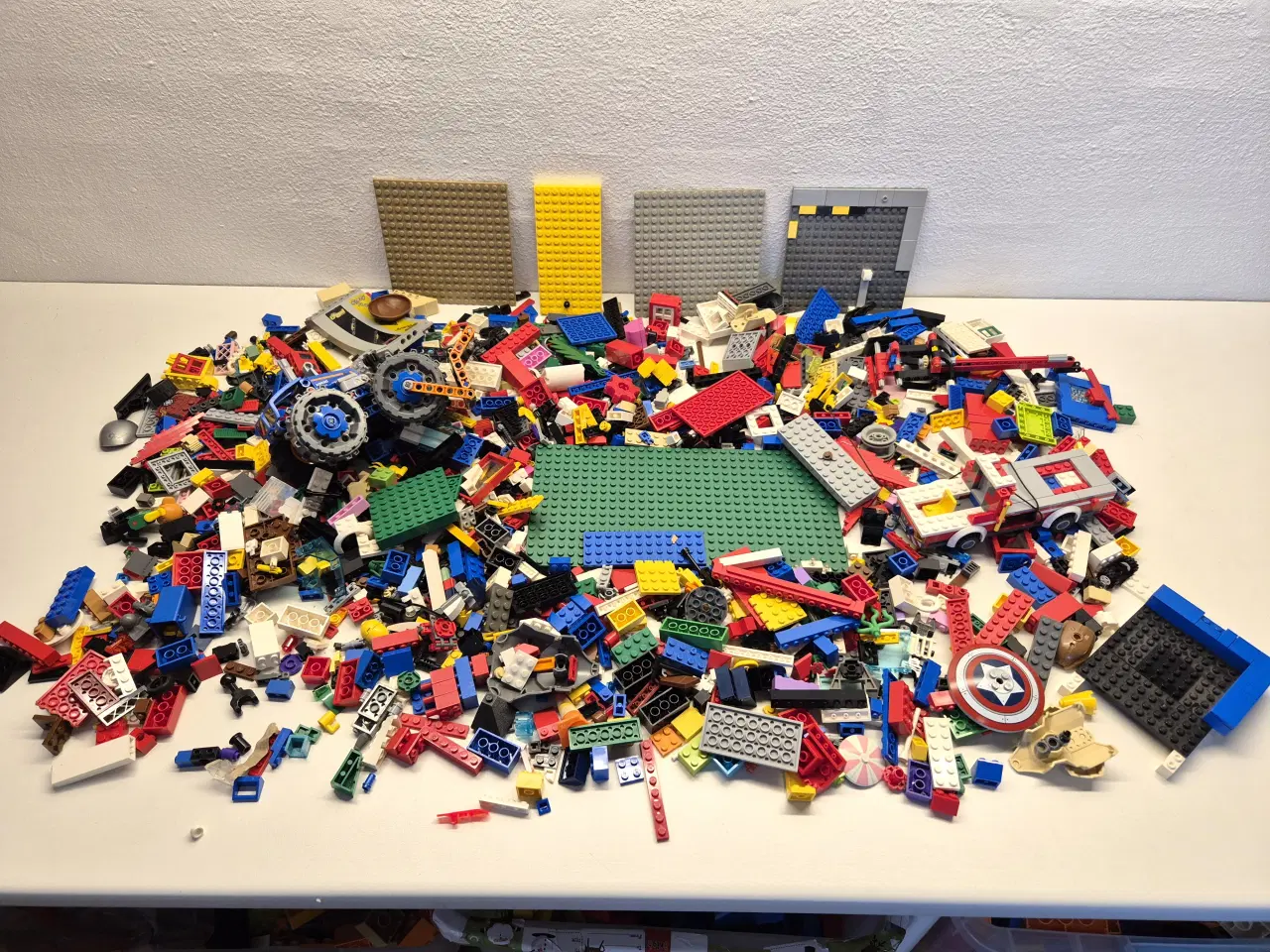 Billede 1 - Lego Blandet Sælges som vist