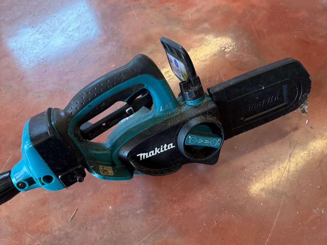 Billede 1 - Makita kædesav 18v BUC122 med aftagelig stang