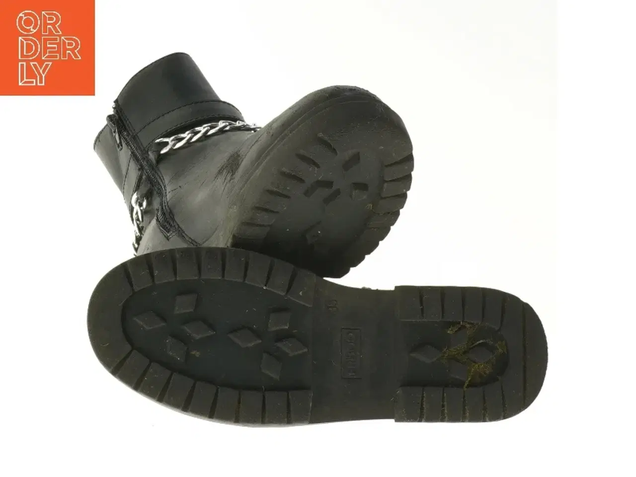 Billede 4 - Sort ankelstøvler med kæde fra Friboo (str. 35 )