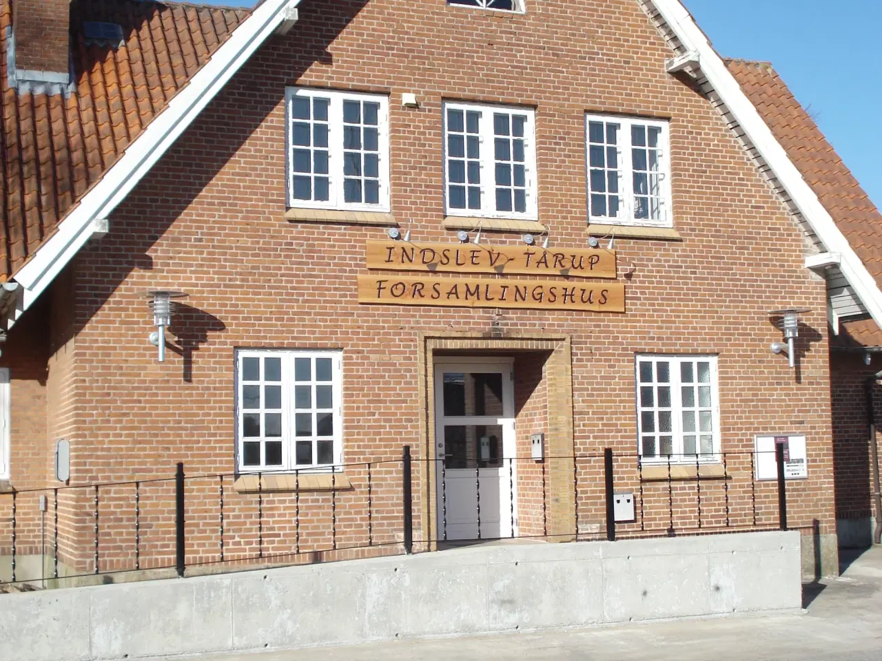 Billede 1 - Super central beliggenhed - 1 km fra tilkørsel 56 på E 20 - 