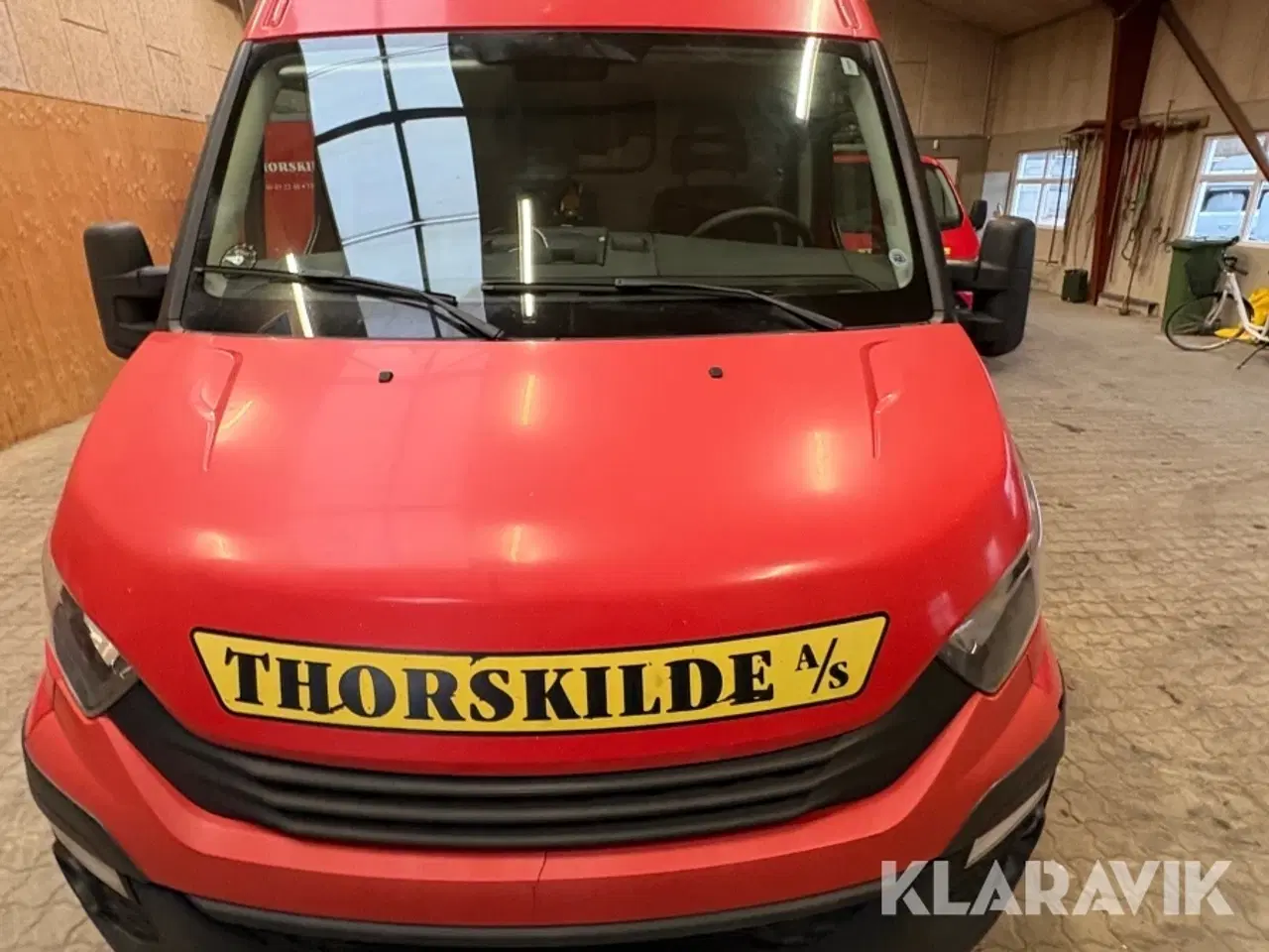 Billede 12 - Varebil Iveco 35c18 3,0D 12m3 med værktøjspakke