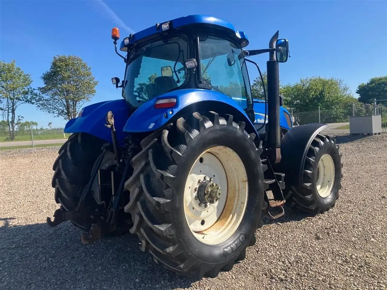 Billede 16 - New Holland T 7050 kun 7165 timer! frontlift