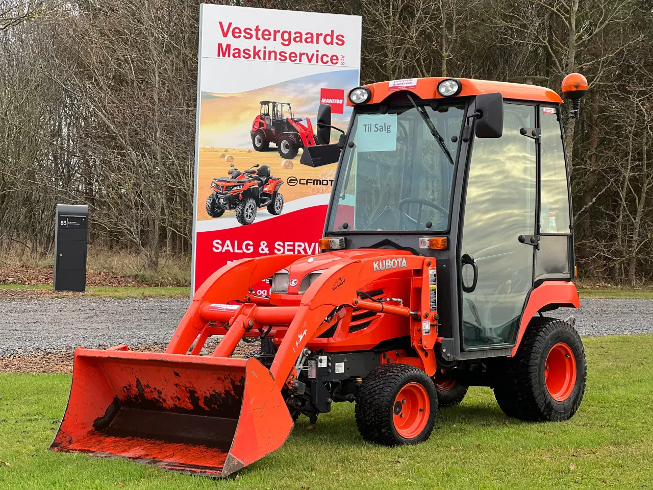 Billede 1 - KUBOTA BX2350 23 HK TRAKTOR MED FØREHUS