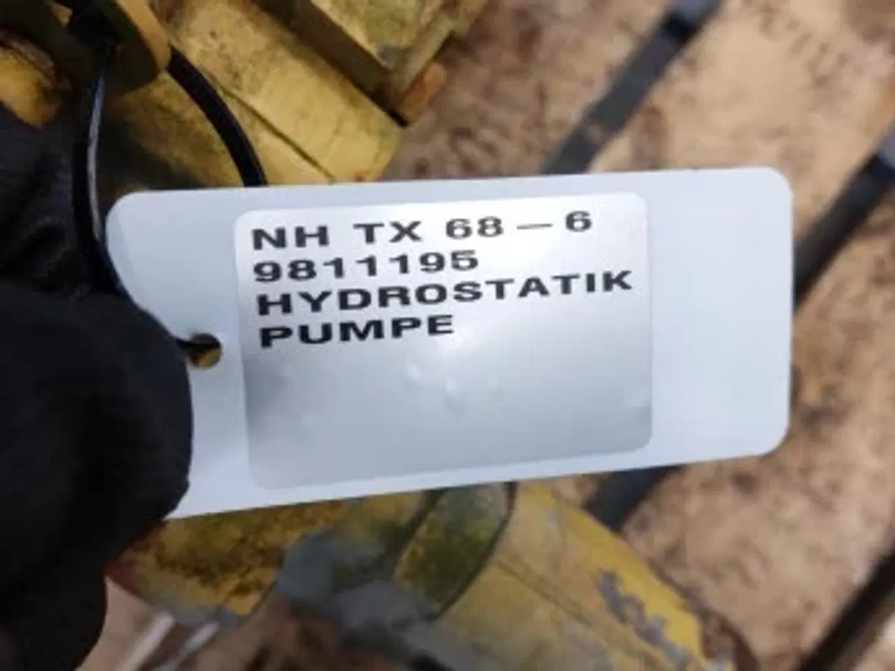 Billede 2 - New Holland TX68 Hydrostat pumpe 9811195