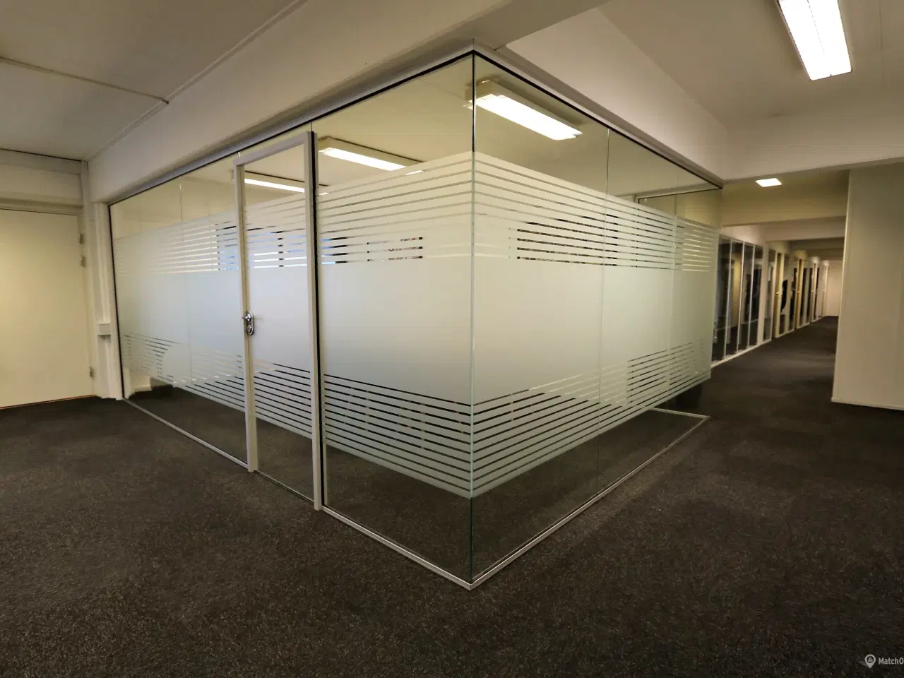 Billede 5 - Bynært kontor med parkeringsplads og alt inklusiv!