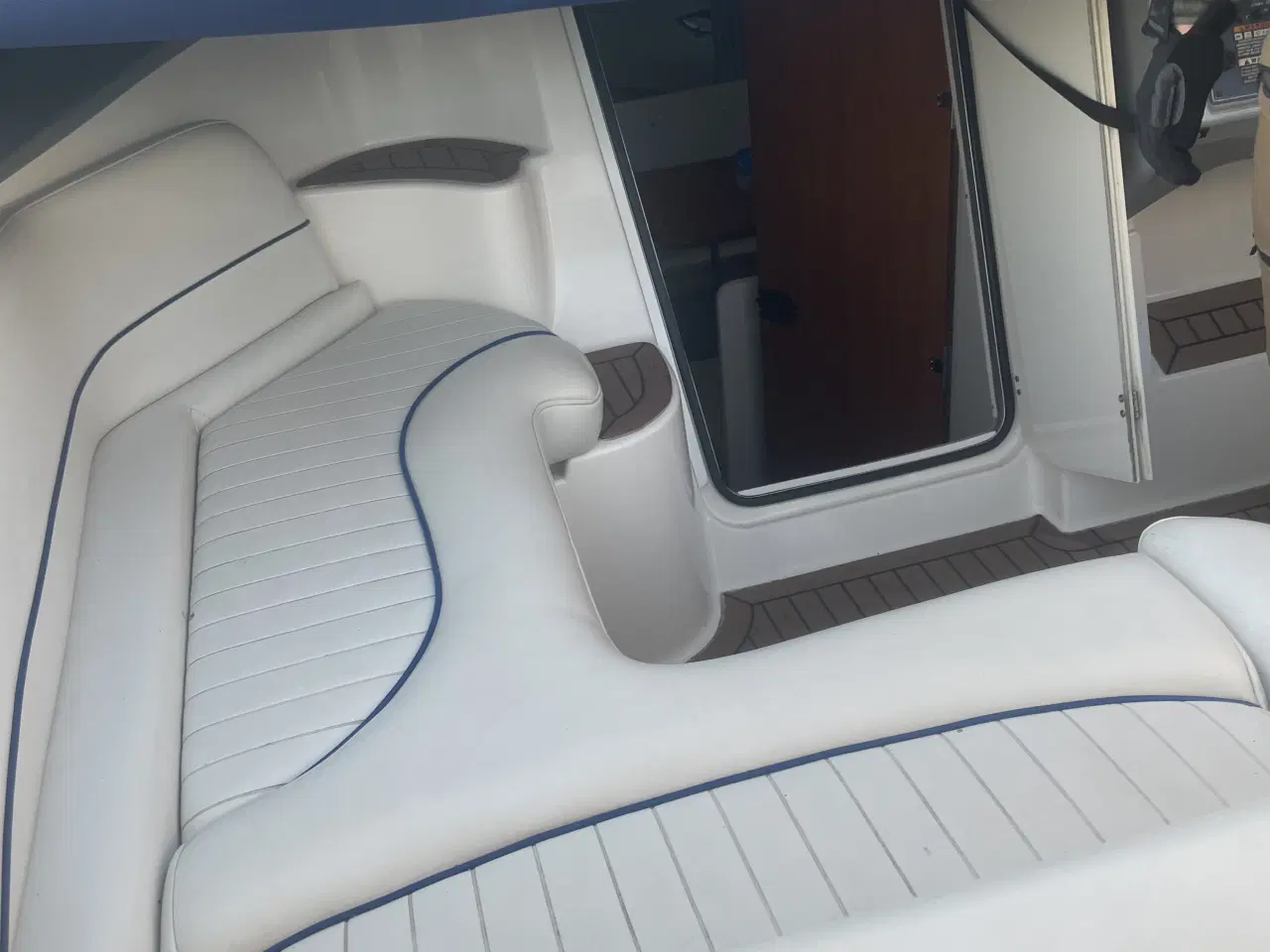 Billede 13 - Bayliner 285 – projektbåd / handyman-tilbud