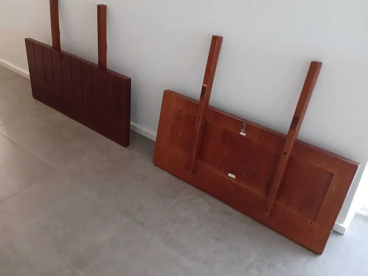 Billede 4 - Spisebord + 2 tillægsplader - 90 x 200 (280) cm