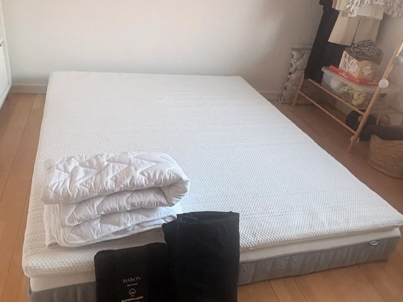 Billede 2 - Helt ny og komplet seng