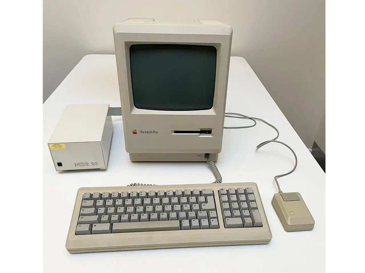 Billede 1 - Macintosh Plus, velbevaret fra 1988