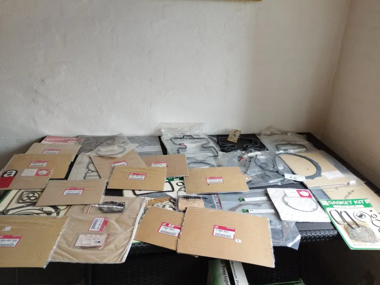 Billede 2 - Pakninger m.v. til Honda mc. nye ( se %) (kasse 7)