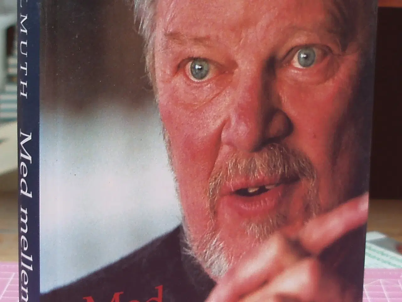 Billede 1 - Frits Helmuth - Med mellemrum