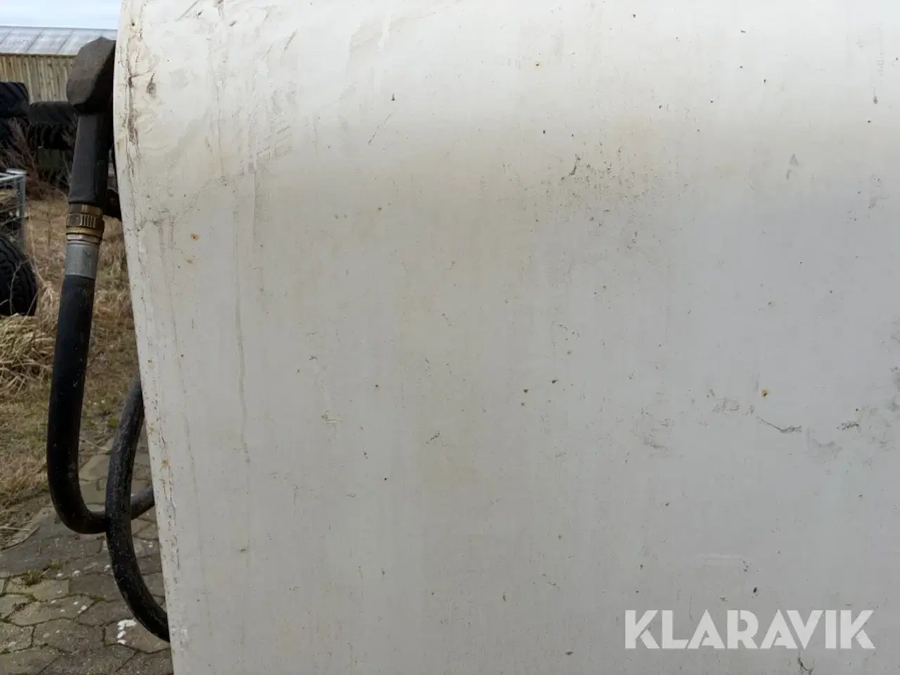 Billede 9 - Olietank 1200L 1 styk