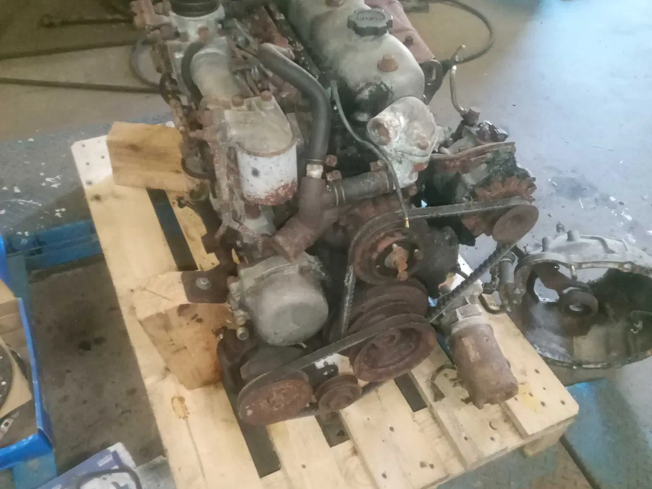 Billede 2 - Toyota Hj60 motor