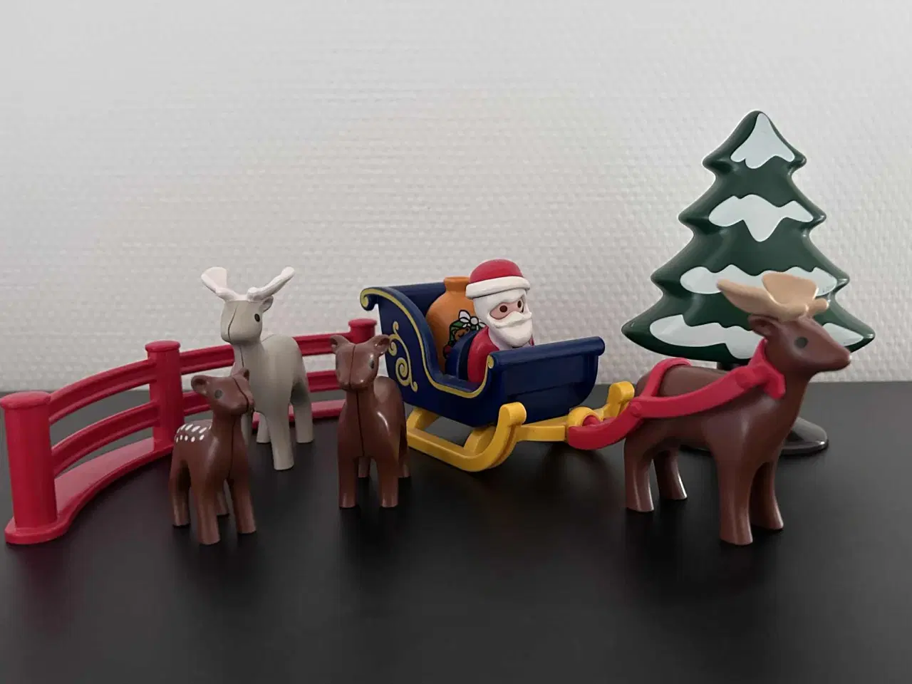Billede 3 - Playmobil julemand og rensdyr, 9 dele