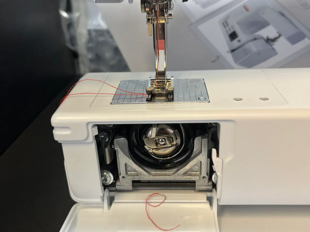 Billede 2 - Bernina 335 ( kun udpakket )