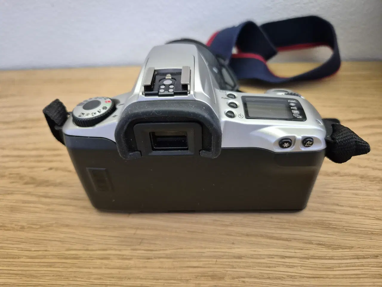 Billede 3 - Canon EOS300 Analog Med Sigma 28 X 105 objektiv sa