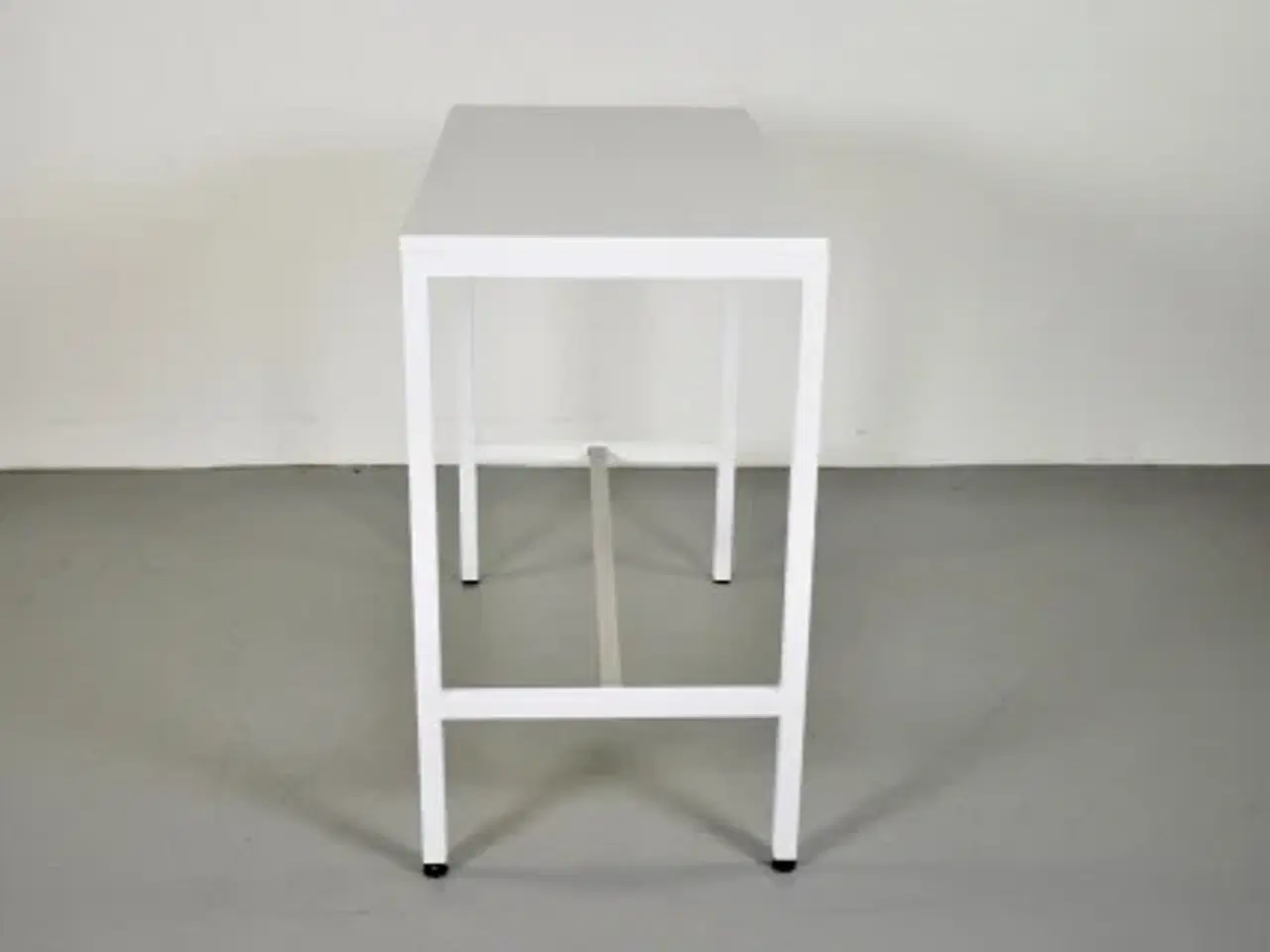 Billede 2 - Square højbord/ståbord i hvid