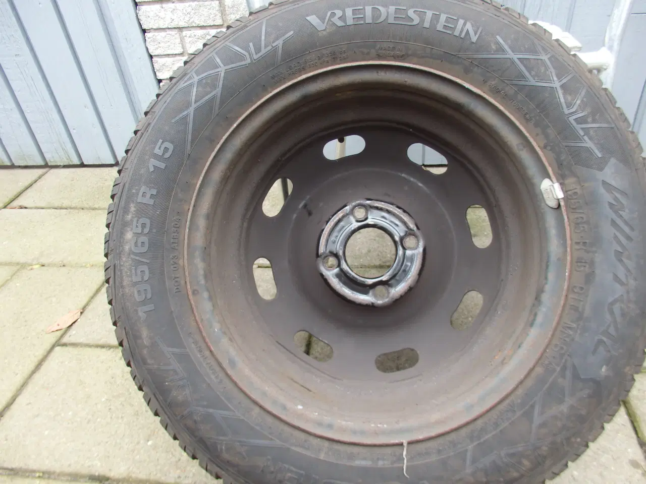 Billede 5 - Vinterdæk Vredestein 195/85R15, 8mm mønster