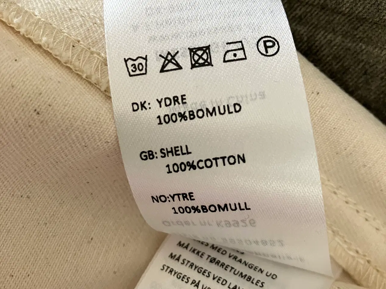 Billede 5 - Jakke/skjorte fra Frakment str xs/s brugt få gange