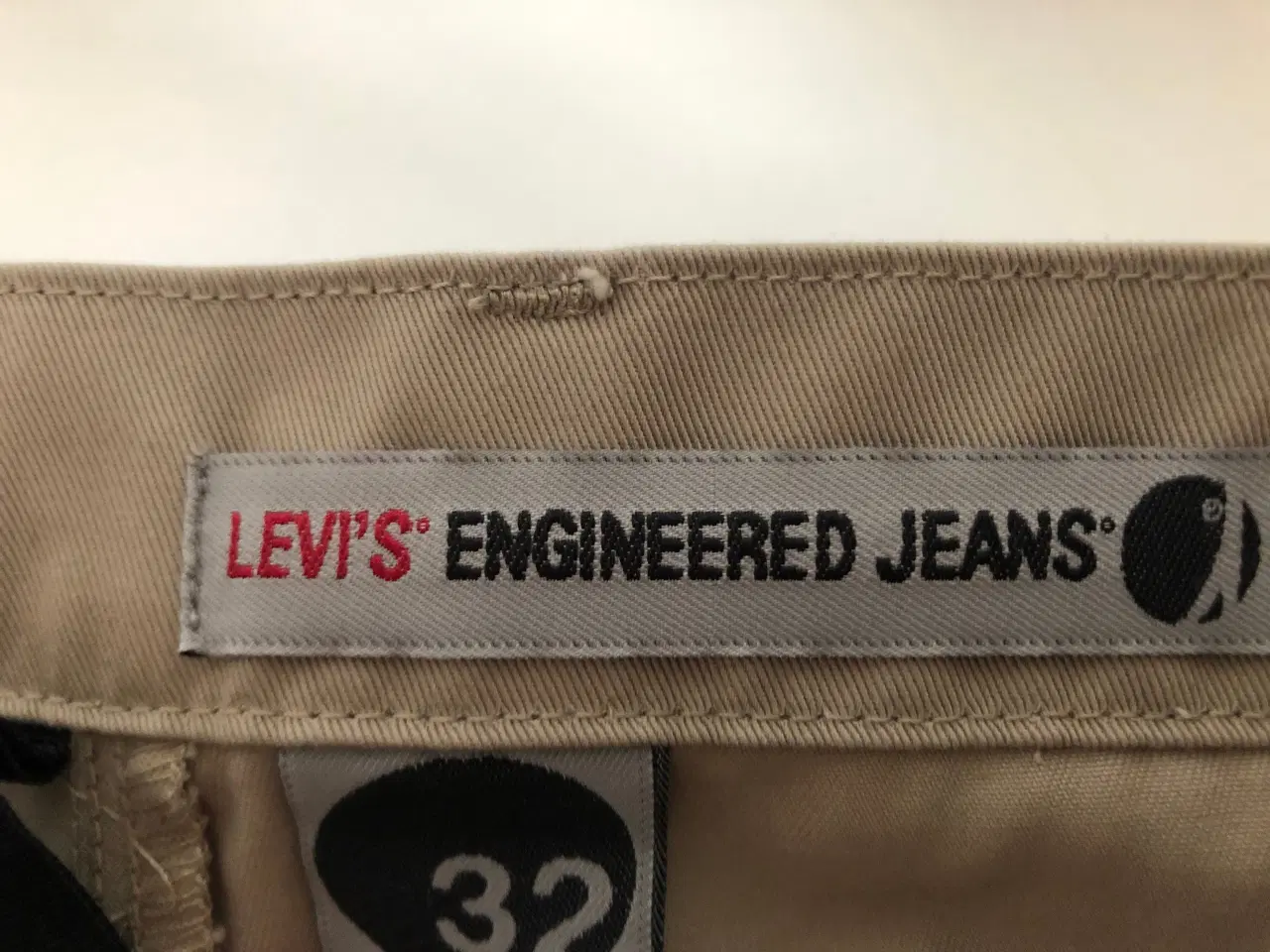 Billede 4 - Levis jeans (Aldrig brugt)