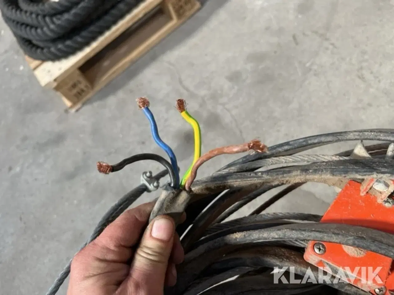 Billede 7 - Rulleophængt kraftkabel - 28 meter langt