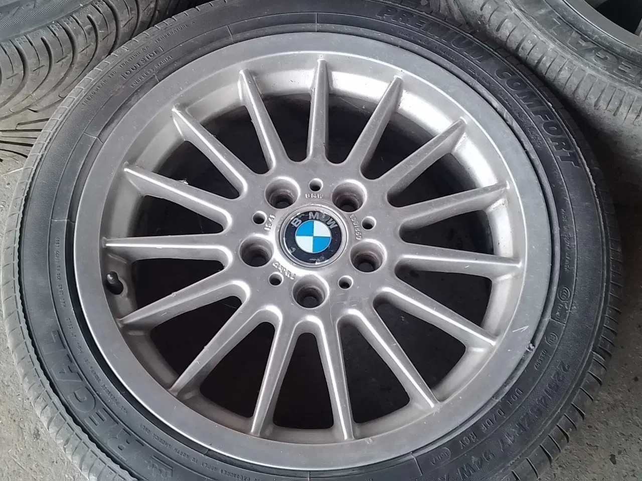 Billede 8 - 17" BMW style 32 kombisæt