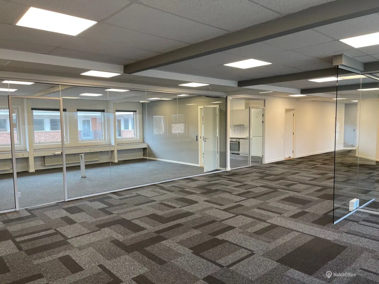Billede 13 - Pæn og velholdt kontorejendom på eftertragtet placering i Hillerød