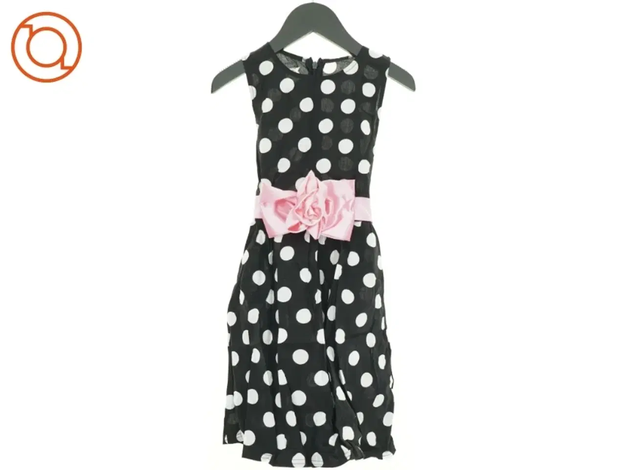 Billede 1 - Kjole (str. 116 cm)