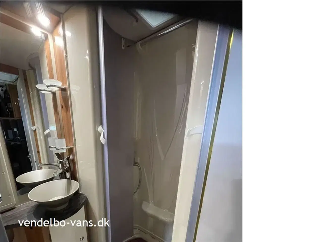 Billede 20 - 2014 - Chausson Welcome 717   Enkeltsenge og stor garage