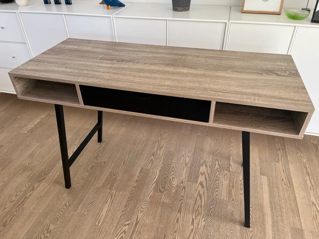 Billede 3 - ABBETVED Skrivebord