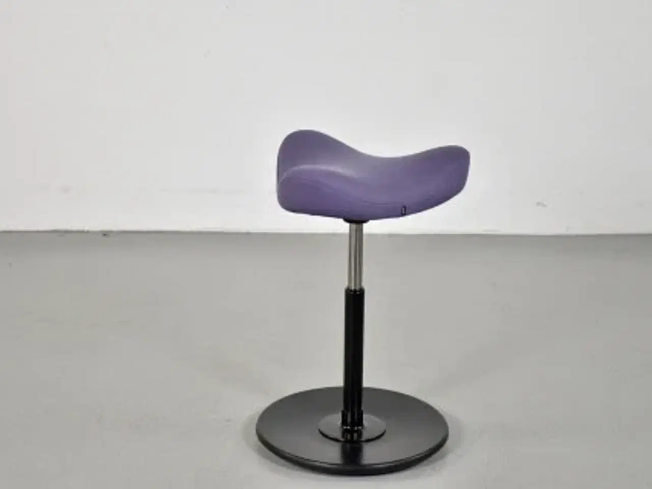 Billede 3 - Varier stå støtte stol i lys lilla