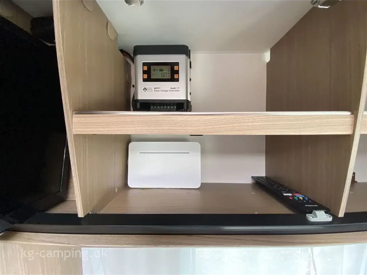 Billede 19 - 2022 - Carado V337 "15 Edition"   Ekstrem velholdt autocamper