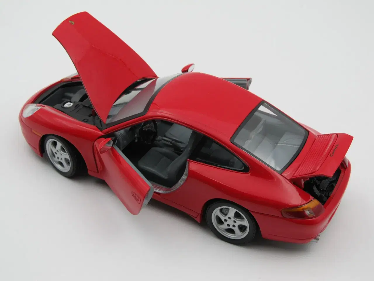 Billede 4 - 1997 Porsche 911 / 996 Carrera  - 1:18   