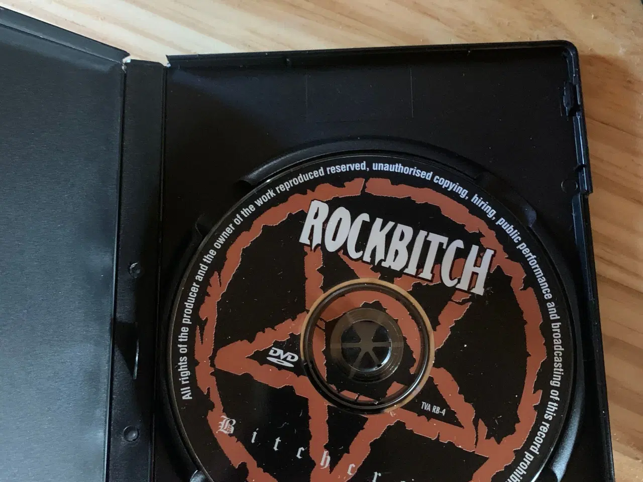Billede 2 - Ren Kult: Rockbitch DVD