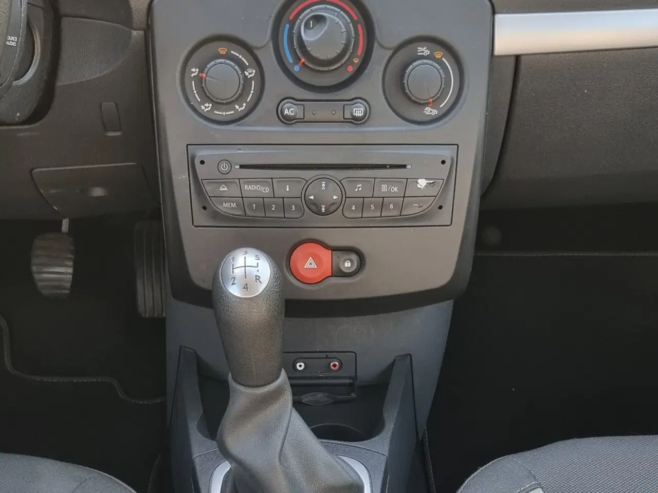 Billede 7 - Renault Clio 1.2i Sport tourer