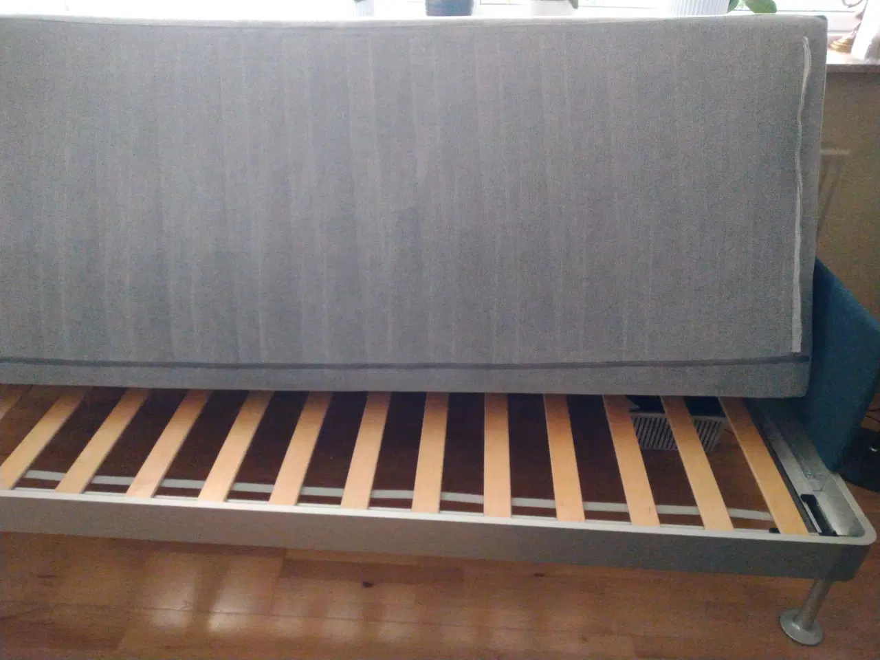 Billede 3 - Lysegrå Sove-sofa