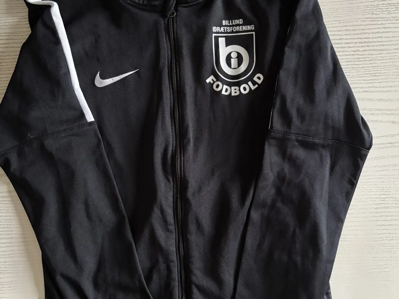 Billede 2 - Træningsdragt Nike str. 137-147